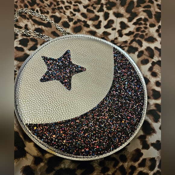 Cute Celestial ๐ Moon + Star ๐ Crossbody Bag - Picture 4 of 6